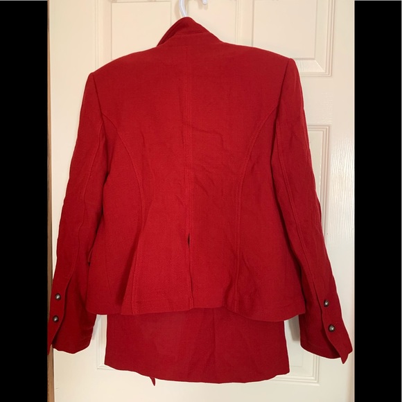 Paired blazer & skirt - Picture 2 of 4